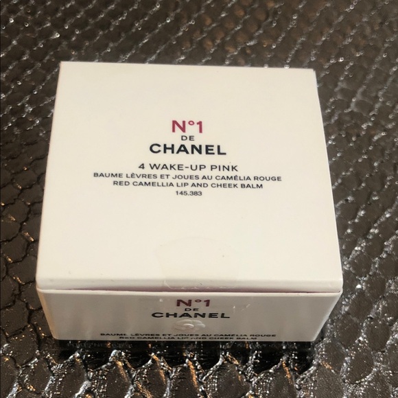 CHANEL Other - CHANEL N°1 De Chanel Wake-Up Pink Lip & Cheek Balm - Soft Pink